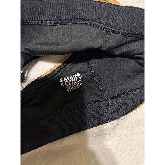 Savage X Fenty Sports Bra L - Picture 3 of 3